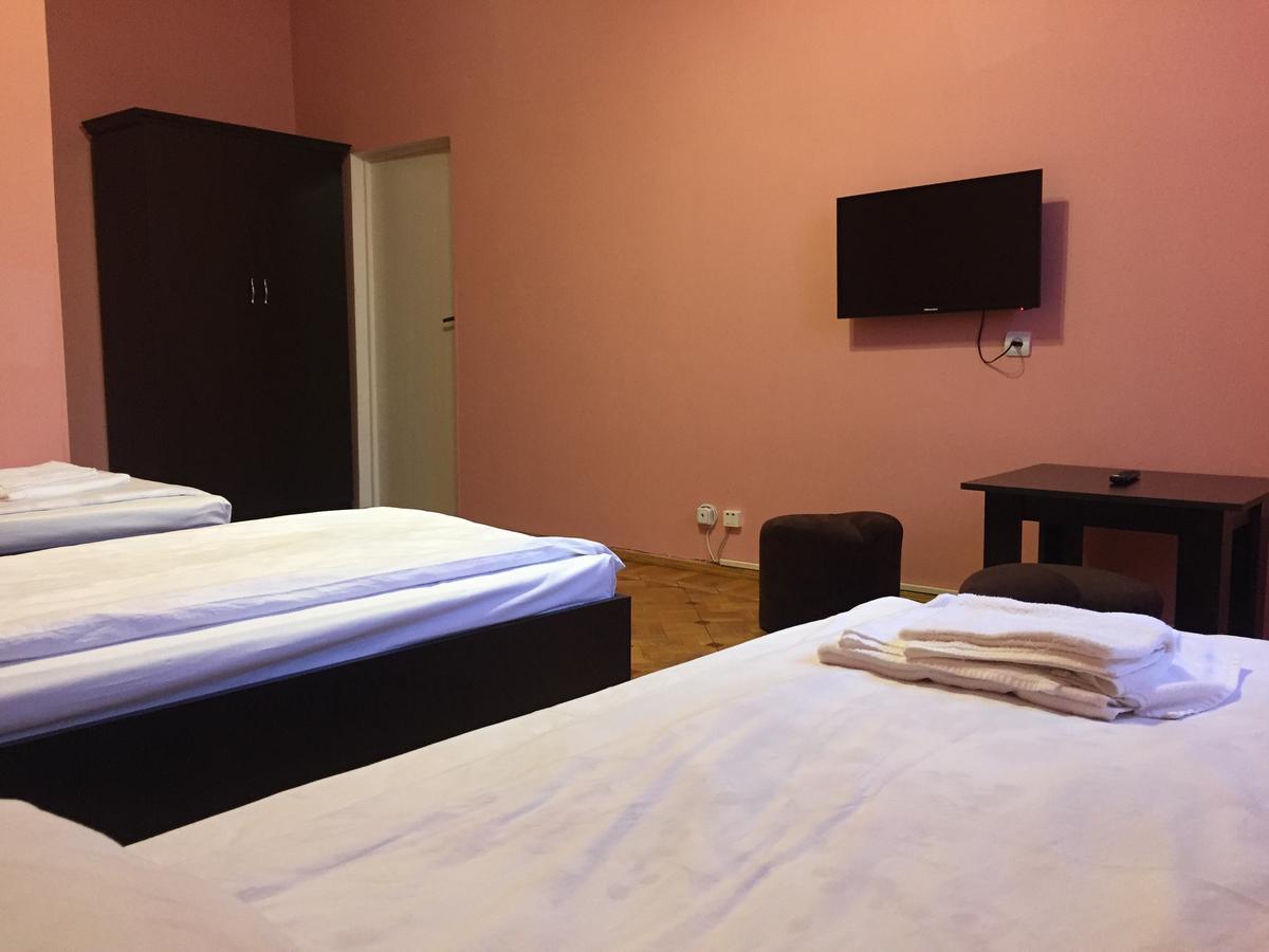 Bloor Hotel Єреван Екстер'єр фото