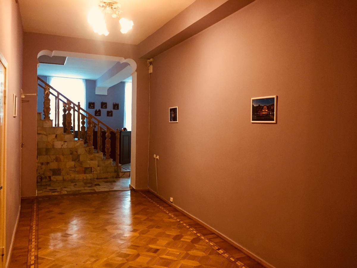 Bloor Hotel Єреван Екстер'єр фото